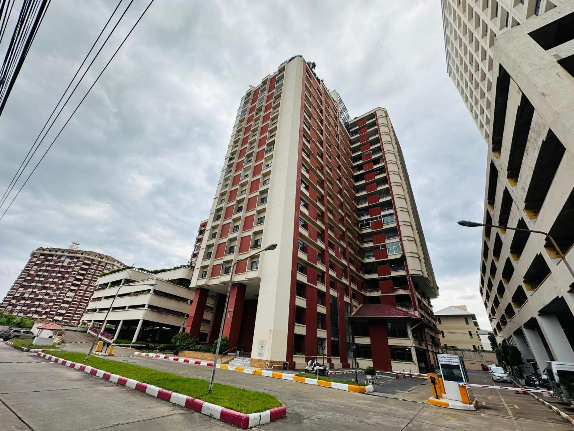 Country Complex Bangna Lejlighedshotel Bangkok Eksteriør billede
